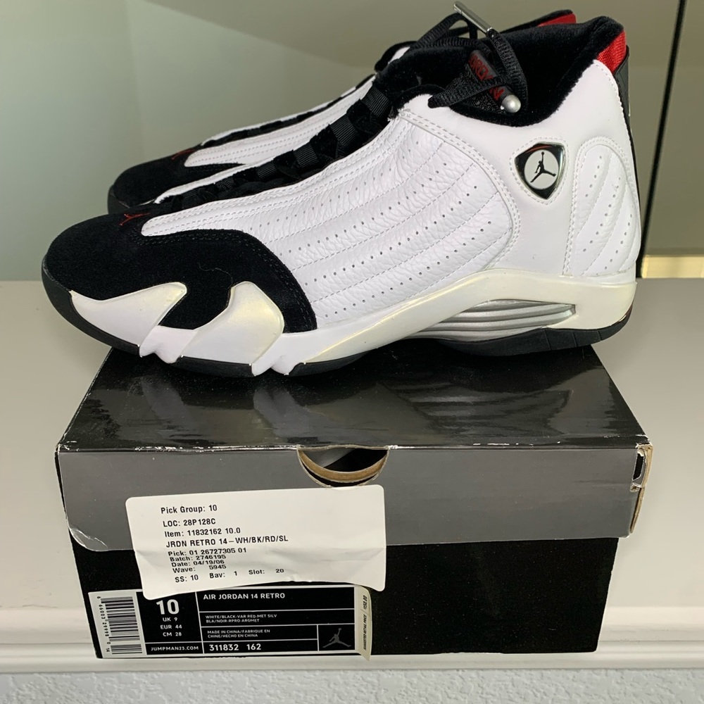 Jordan 14 retro Black Toe